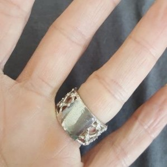 Cigar Band Lattice Ring Size 7 Silver Rhodium Plate CZ JTV Bella Luce EUC Preppy - Picture 3 of 3